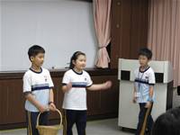 99下校內多語文比賽(英語演說第二組及戲劇)照片