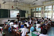 校長入班說故事 遊樂場發生什麼事？