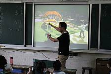校長入班說故事 遊樂場發生什麼事？