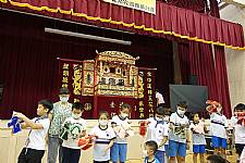 臺北木偶劇團到校演出(笨賊阿西達)
