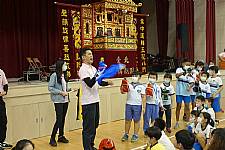 臺北木偶劇團到校演出(笨賊阿西達)
