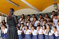 合唱團朝會演出
