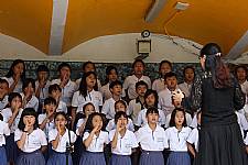 合唱團朝會演出