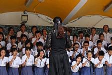 合唱團朝會演出
