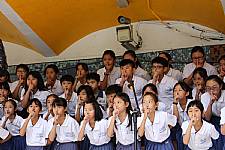 合唱團朝會演出