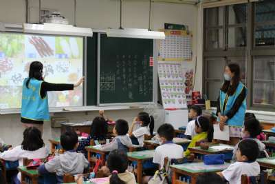 1091020 晨間說故事：繪本-種子笑哈哈