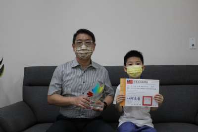 109-2模範生與校長合影