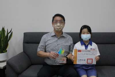 109-2模範生與校長合影