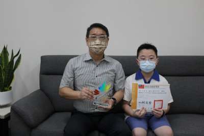 109-2模範生與校長合影