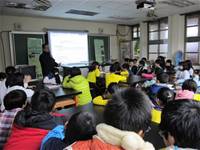 1001215校內科展複選學生海報製作說明會
