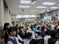 1001215校內科展複選學生海報製作說明會