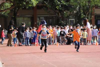 110學年度幼兒園飛腿大賽