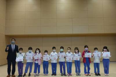 111-1模範生