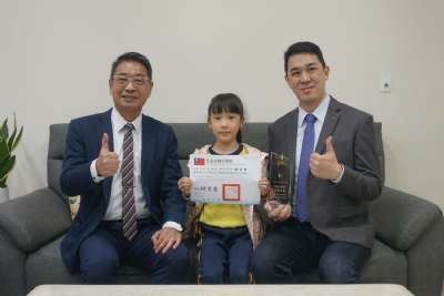 111-1模範生