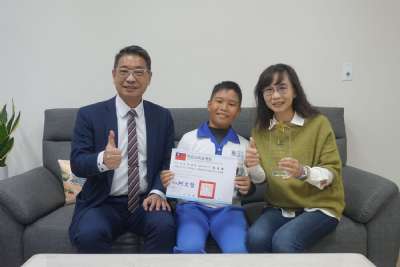 111-1模範生