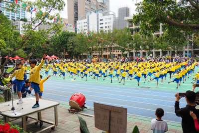 1131123建安體表會剪影(乃仁師長)