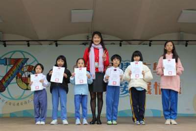 1204-1215學生晨會