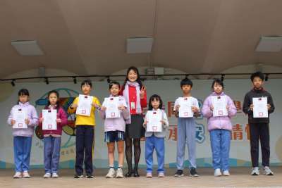 1204-1215學生晨會