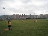 610班榮獲台北市100年度國小樂樂棒球選拔賽六年級組第五名