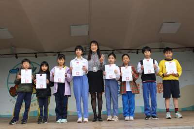 1222-1229學生晨會