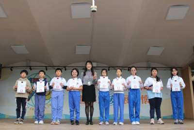 1222-1229學生晨會