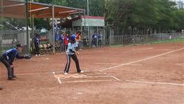 狂賀！本校教師壘球隊榮獲100學年度教育盃中小學壘球錦標賽殿軍