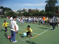 100學年度一年級拍球比賽