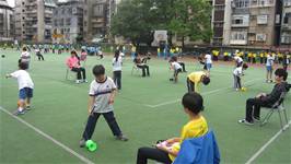 扯鈴與跳繩隊榮獲100學年度北市教育盃民俗體育比賽乙類團體組特優