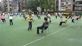 扯鈴與跳繩隊榮獲100學年度北市教育盃民俗體育比賽乙類團體組特優