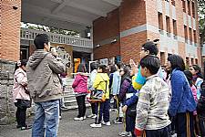 101.12.06 美術班校外教學