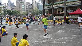 本校扯鈴隊及跳繩隊在102年度青年盃民俗體育錦標賽榮獲佳績