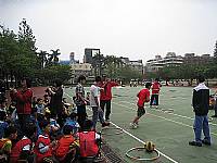 101學年度二年級拍球比賽