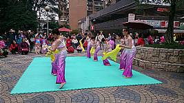 103_1_18_本校社團於成功國宅演出，大成功!