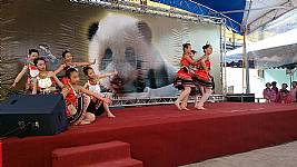 103_1_19_本校舞蹈團於動物園歡慶小貓熊圓仔開展表演活動