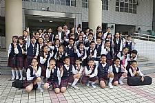 1031022管弦樂團榮獲南區小學音樂比賽第一名，與張校長、呂指揮、鍾後援會長合照