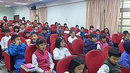 純潔協會蒞校宣導，講題：「小紅帽與大野狼」