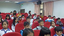 純潔協會蒞校宣導，講題：「小紅帽與大野狼」