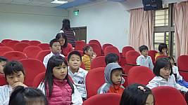 純潔協會蒞校宣導，講題：「小紅帽與大野狼」