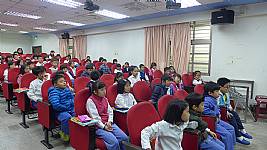 純潔協會蒞校宣導，講題：「小紅帽與大野狼」