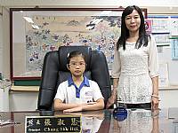 2015/05/25第二學期班級模範生與校長合影