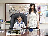 2015/05/25第二學期班級模範生與校長合影