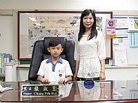 2015/05/25第二學期班級模範生與校長合影