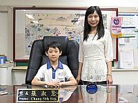 2015/05/25第二學期班級模範生與校長合影