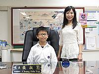 2015/05/25第二學期班級模範生與校長合影