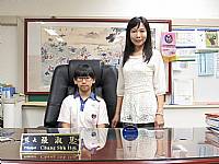2015/05/25第二學期班級模範生與校長合影
