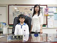 2015/05/25第二學期班級模範生與校長合影