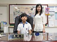 2015/05/25第二學期班級模範生與校長合影