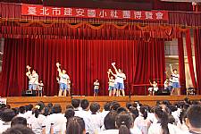103學年度社團成果發表會-相機1
