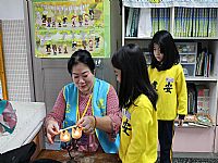 相簿「1091215 晨間說故事：繪本-橘子 延伸活動」封面